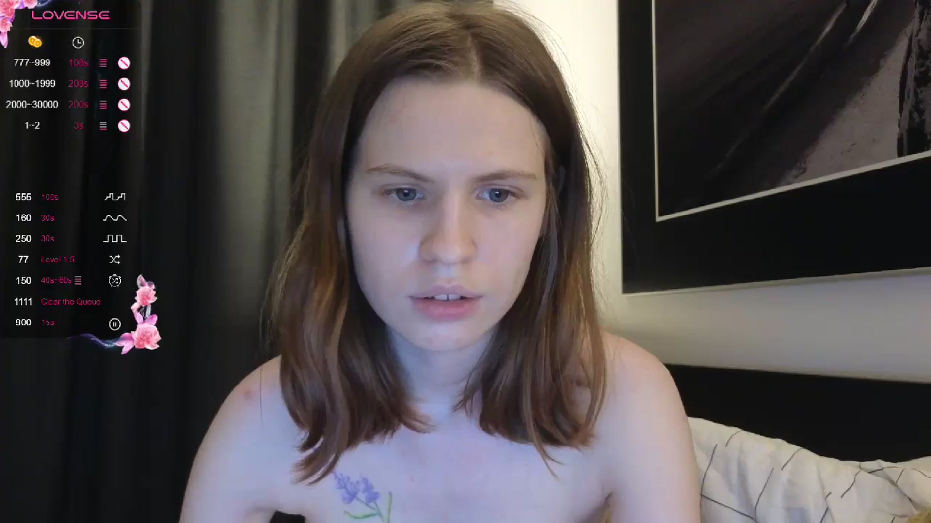 Gallery image thumbnail from Yuri_elfie's myfreecams stream on, 08/17/2024, 17:37 image 11 of 20