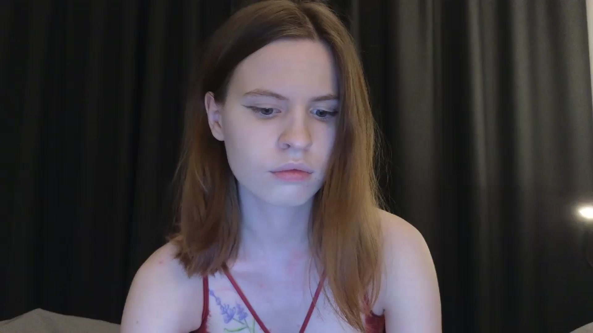 Gallery image thumbnail from Yuri_elfie's myfreecams stream on, 08/27/2024, 04:18 image 1 of 20