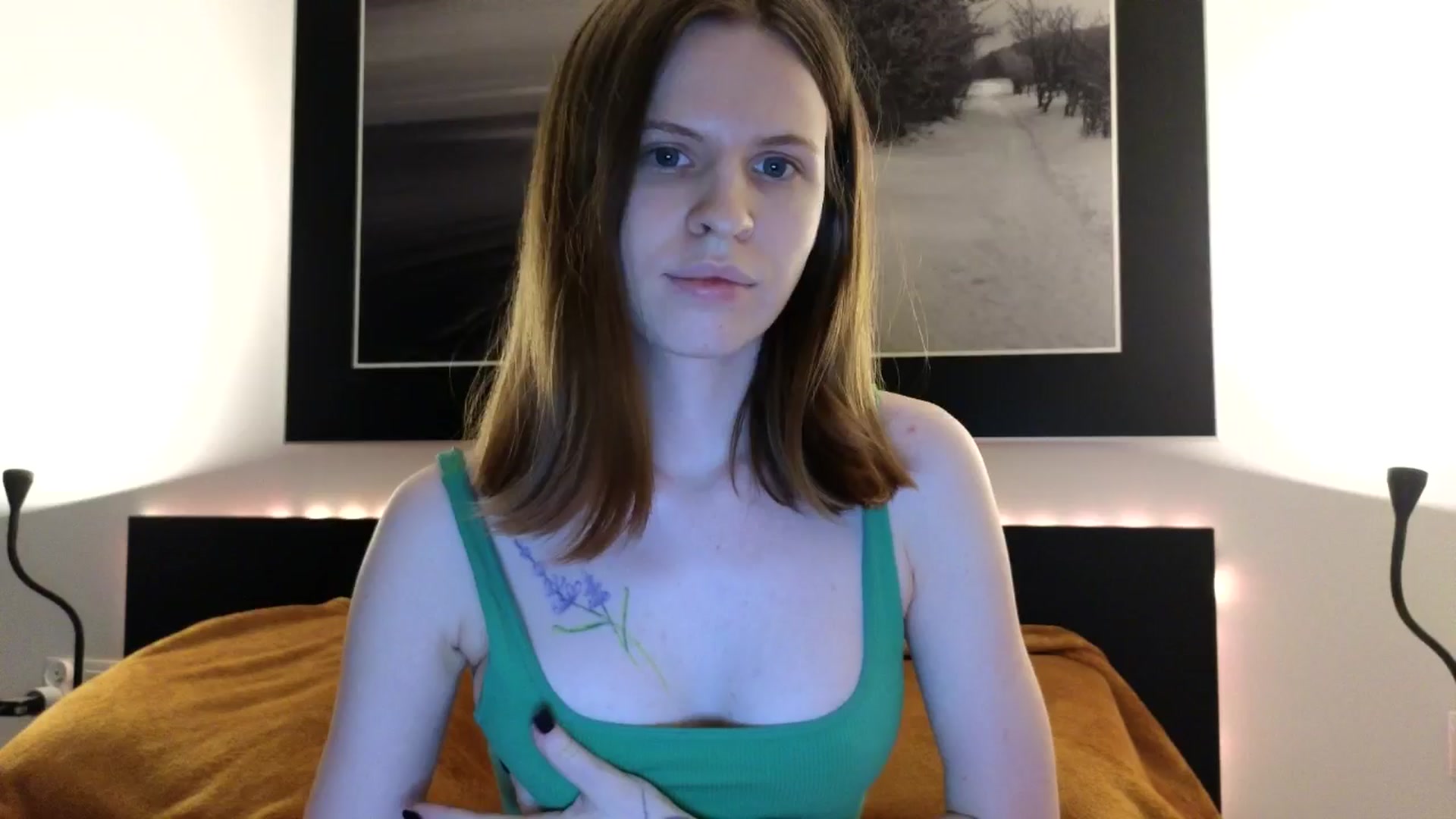 Gallery image thumbnail from Yuri_elfie's myfreecams stream on, 09/12/2024, 05:14 image 2 of 20