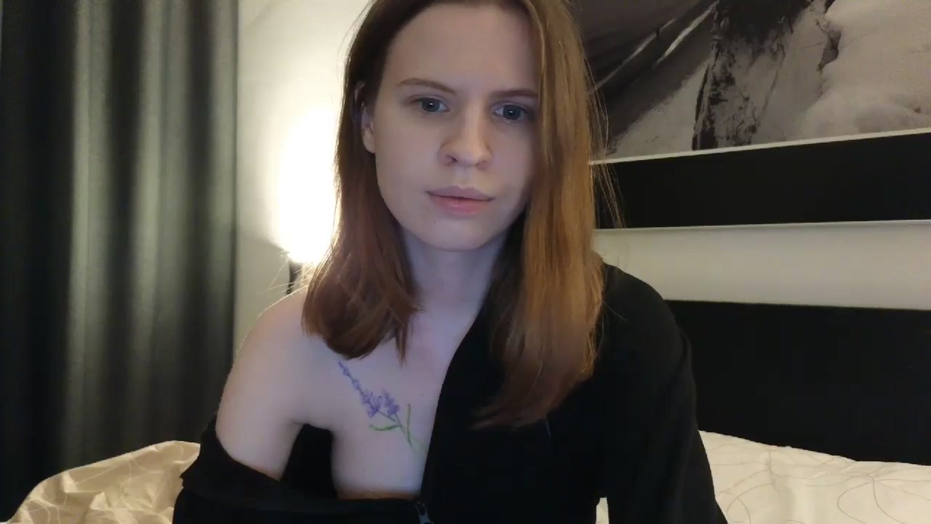Gallery image thumbnail from Yuri_elfie's myfreecams stream on, 09/26/2024, 04:07 image 5 of 20