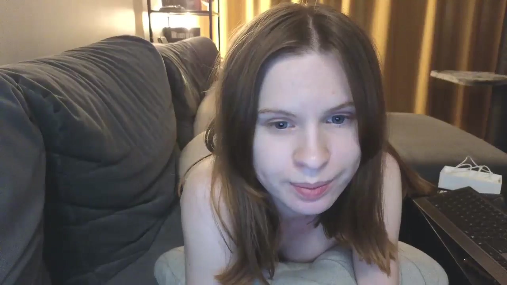 Gallery image thumbnail from Yuri_elfie's myfreecams stream on, 10/02/2024, 06:37 image 10 of 20