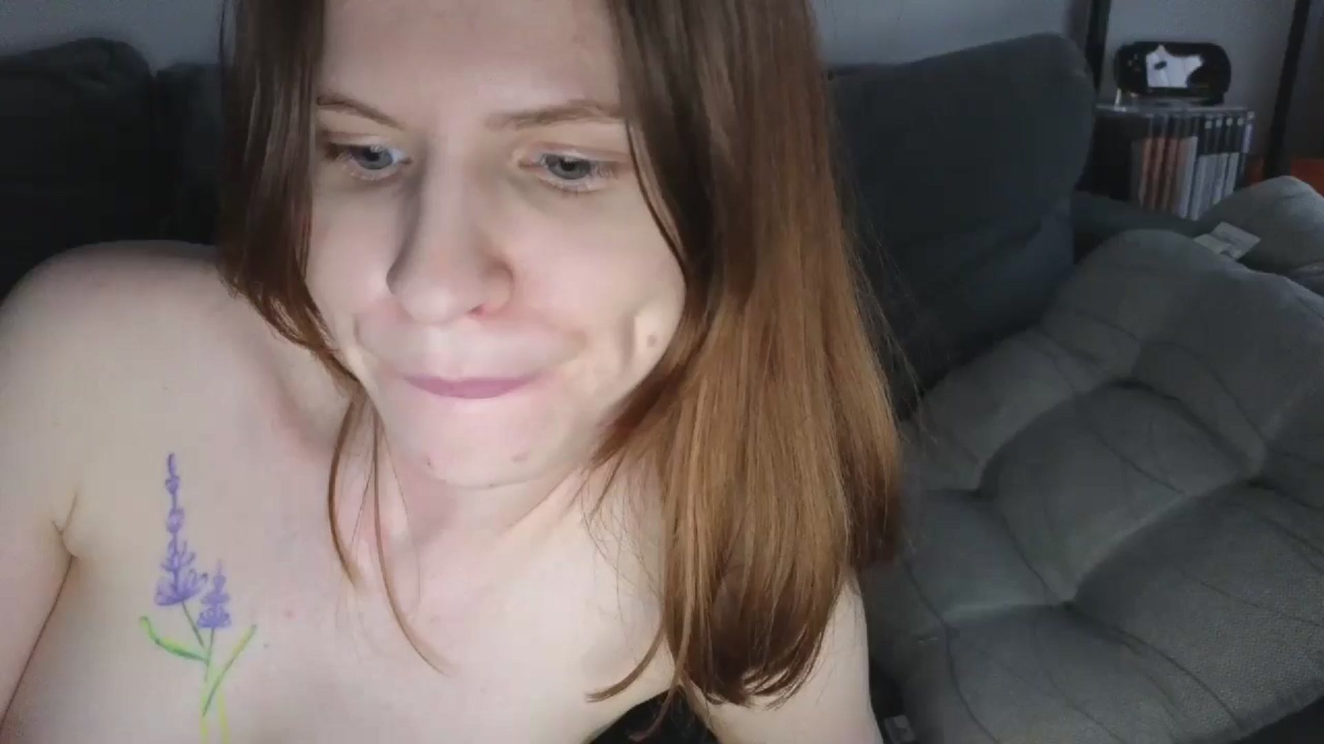Gallery image thumbnail from Yuri_elfie's myfreecams stream on, 10/10/2024, 12:34 image 20 of 20