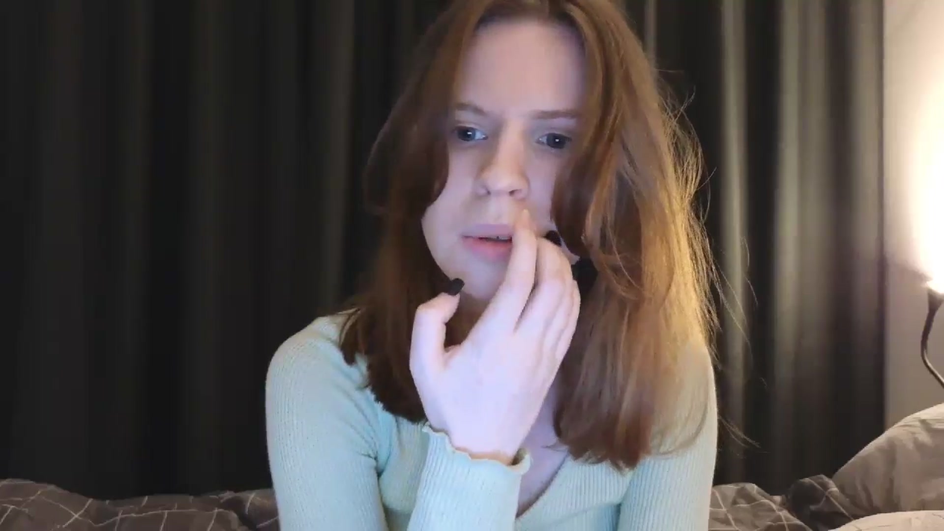 Gallery image thumbnail from Yuri_elfie's myfreecams stream on, 10/14/2024, 04:02 image 4 of 20