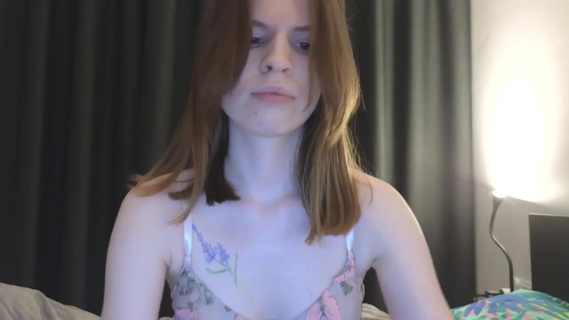 Gallery image thumbnail from Yuri_elfie's myfreecams stream on, 11/04/2024, 08:27 image 3 of 20