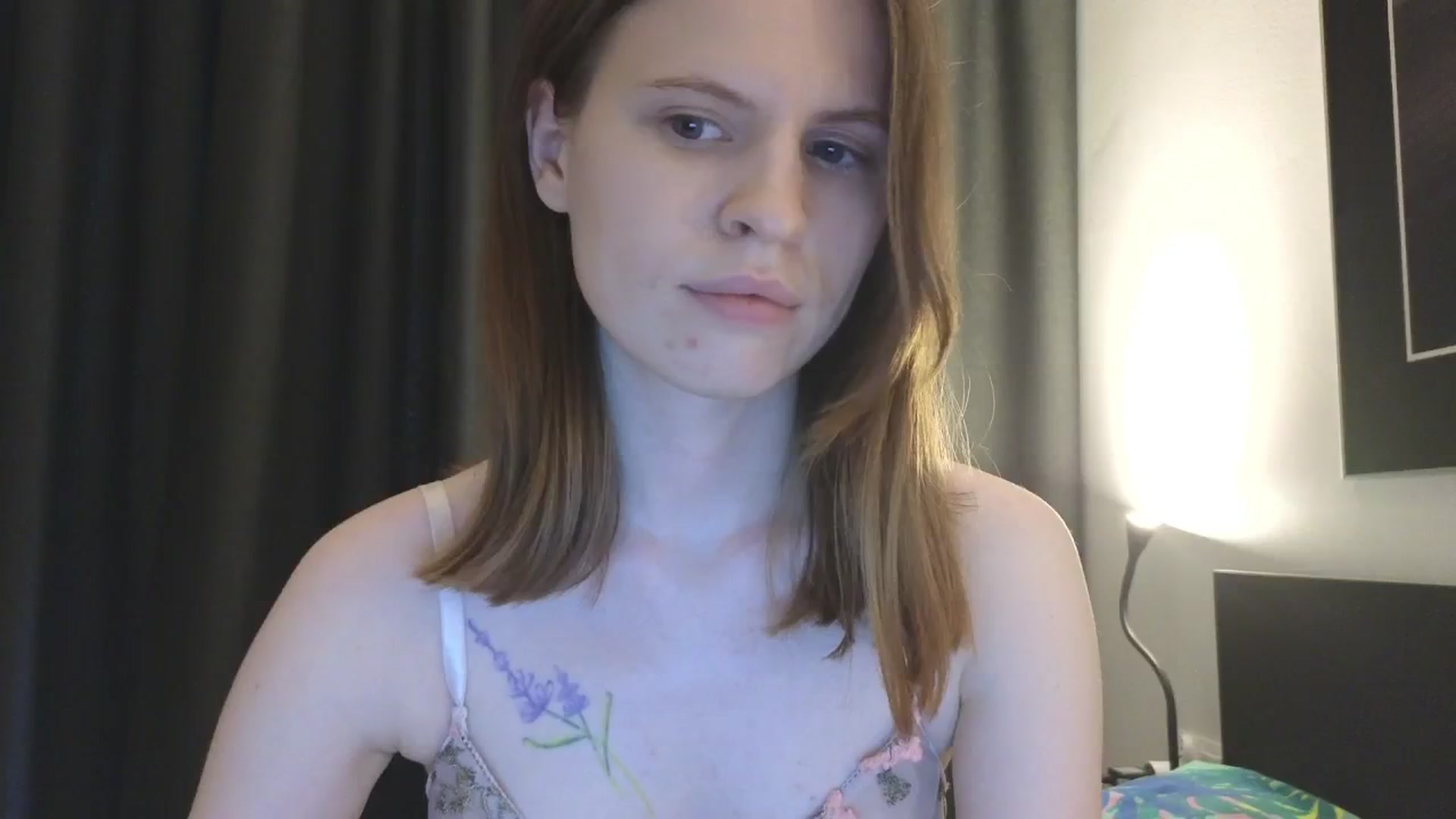 Gallery image thumbnail from Yuri_elfie's myfreecams stream on, 11/04/2024, 08:27 image 20 of 20