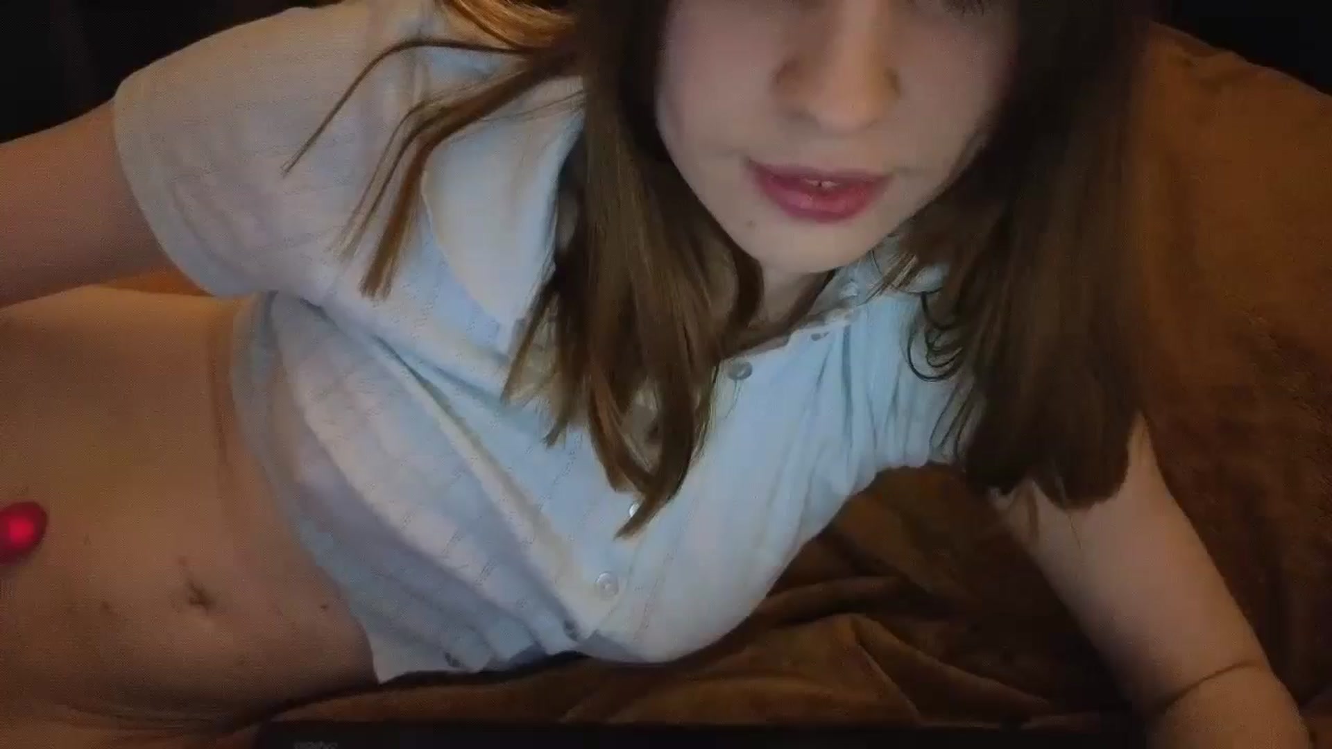Gallery image thumbnail from Yuri_elfie's myfreecams stream on, 11/05/2024, 03:07 image 19 of 20