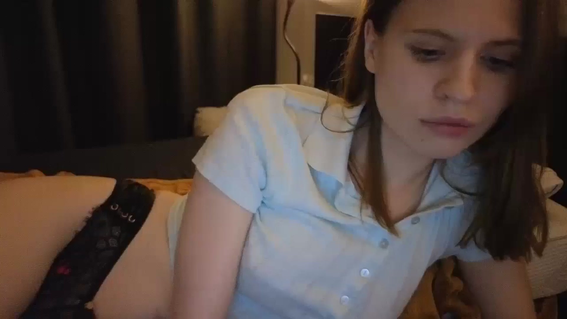 Gallery image thumbnail from Yuri_elfie's myfreecams stream on, 11/05/2024, 05:22 image 11 of 20