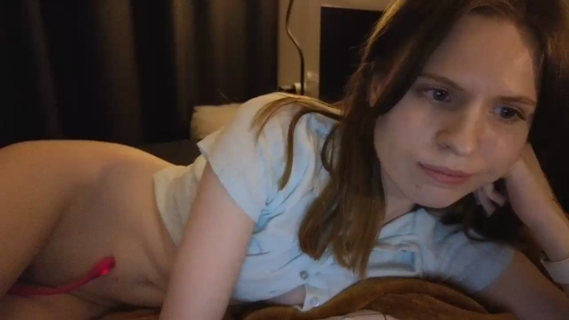 Gallery image thumbnail from Yuri_elfie's myfreecams stream on, 11/05/2024, 06:21 image 17 of 20