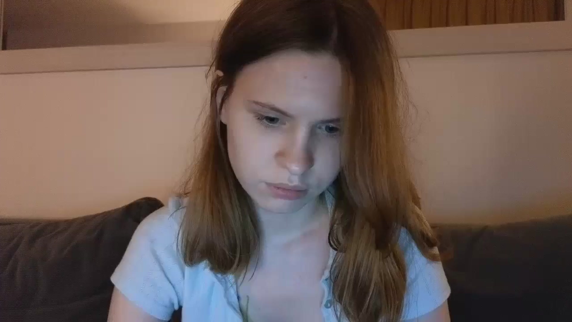Gallery image thumbnail from Yuri_elfie's myfreecams stream on, 11/09/2024, 04:14 image 16 of 20