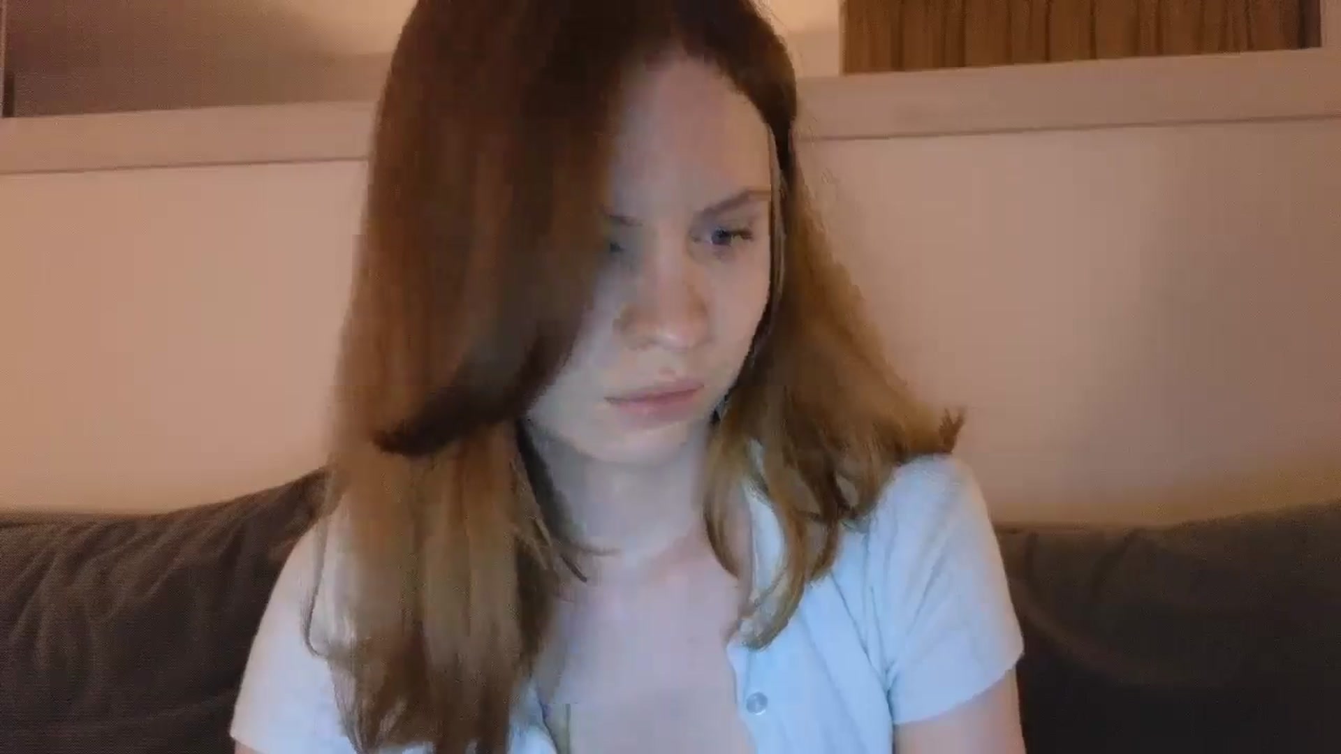 Gallery image thumbnail from Yuri_elfie's myfreecams stream on, 11/09/2024, 04:14 image 18 of 20