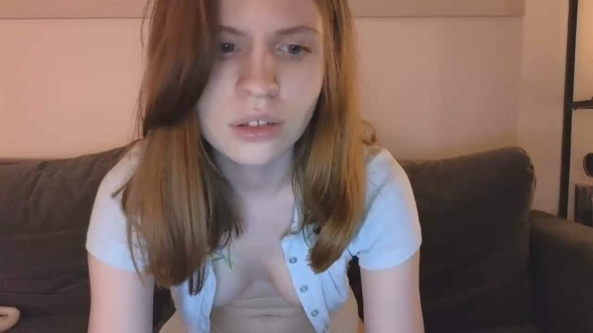 Gallery image thumbnail from Yuri_elfie's myfreecams stream on, 11/09/2024, 04:44 image 15 of 20