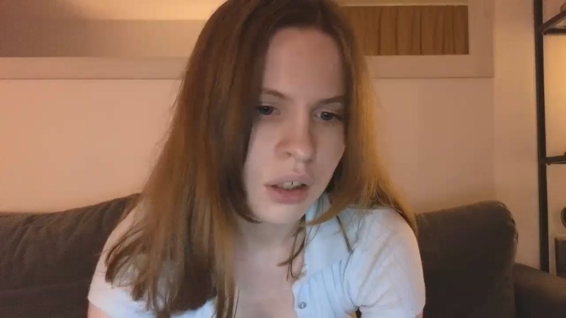Gallery image thumbnail from Yuri_elfie's myfreecams stream on, 11/09/2024, 04:44 image 9 of 20