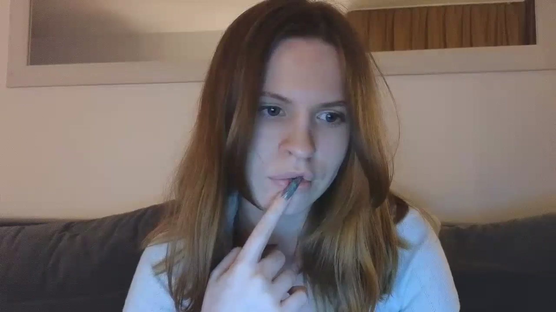 Gallery image thumbnail from Yuri_elfie's myfreecams stream on, 11/09/2024, 04:44 image 5 of 20