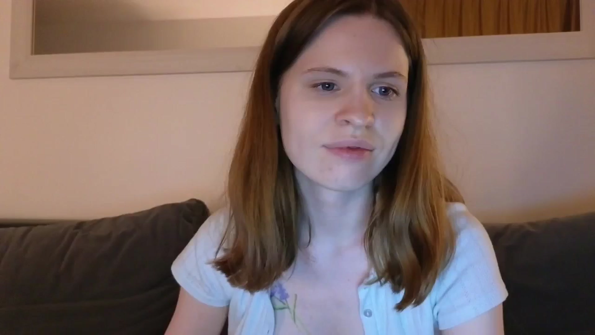 Gallery image thumbnail from Yuri_elfie's myfreecams stream on, 11/09/2024, 07:00 image 2 of 20
