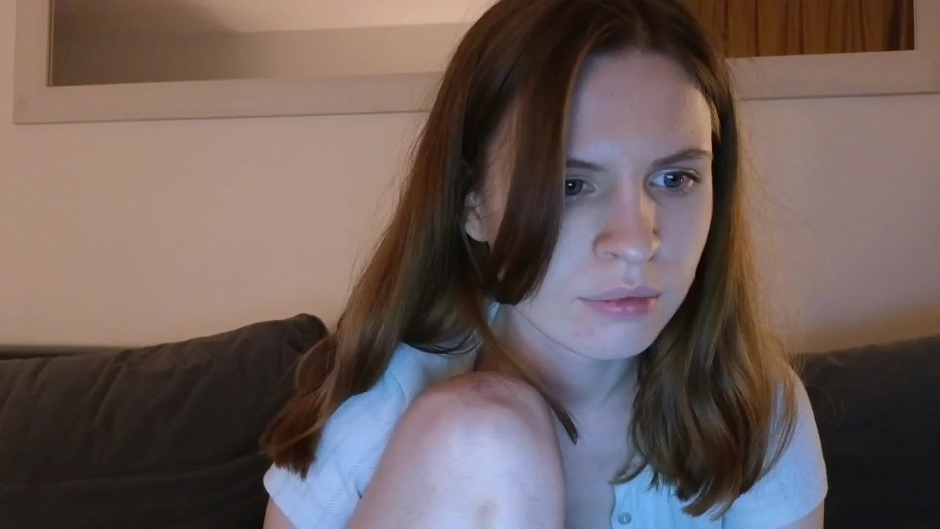 Gallery image thumbnail from Yuri_elfie's myfreecams stream on, 11/09/2024, 07:00 image 1 of 20
