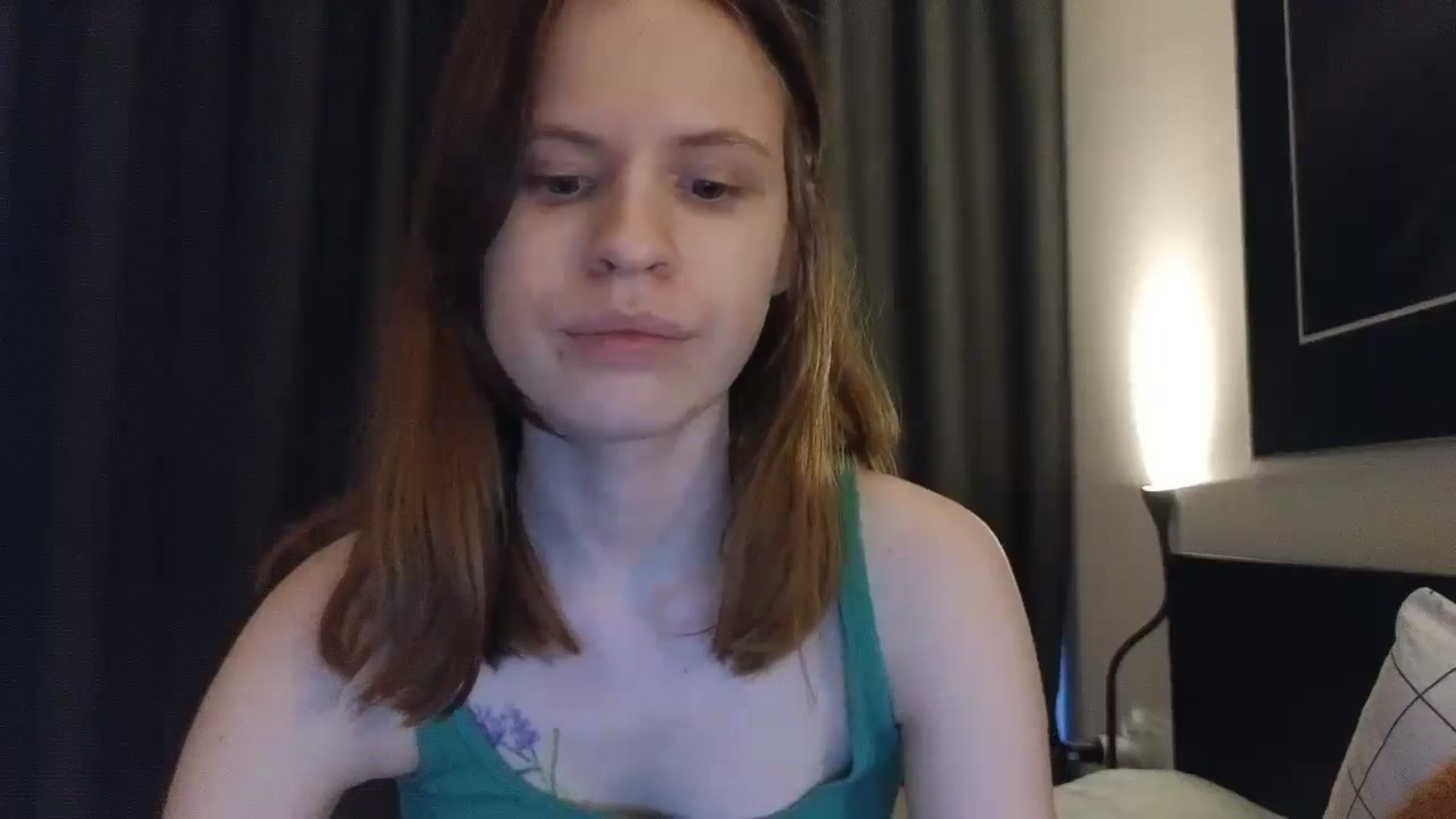 Gallery image thumbnail from Yuri_elfie's myfreecams stream on, 11/15/2024, 09:53 image 18 of 20