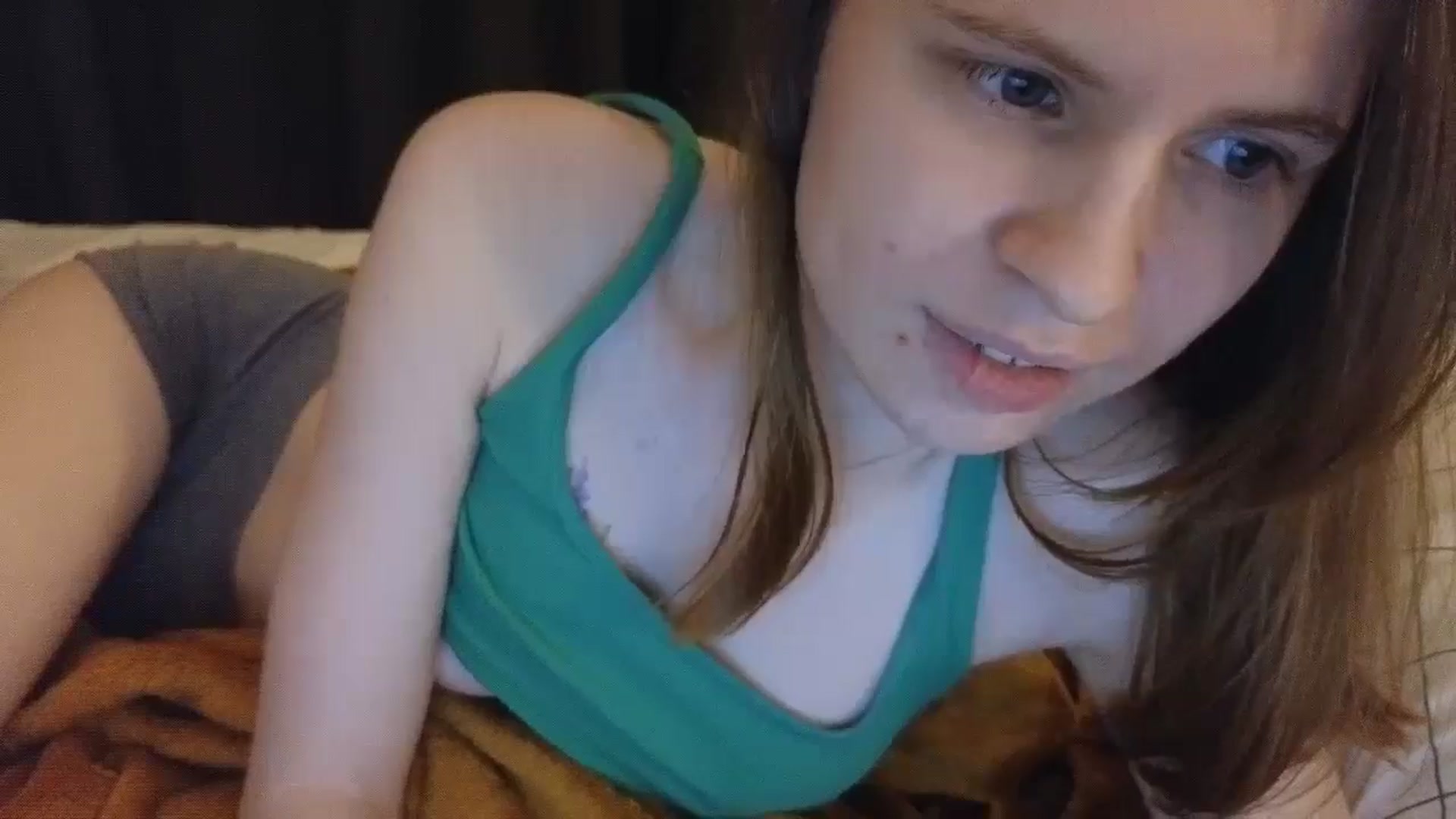 Gallery image thumbnail from Yuri_elfie's myfreecams stream on, 11/15/2024, 09:53 image 10 of 20