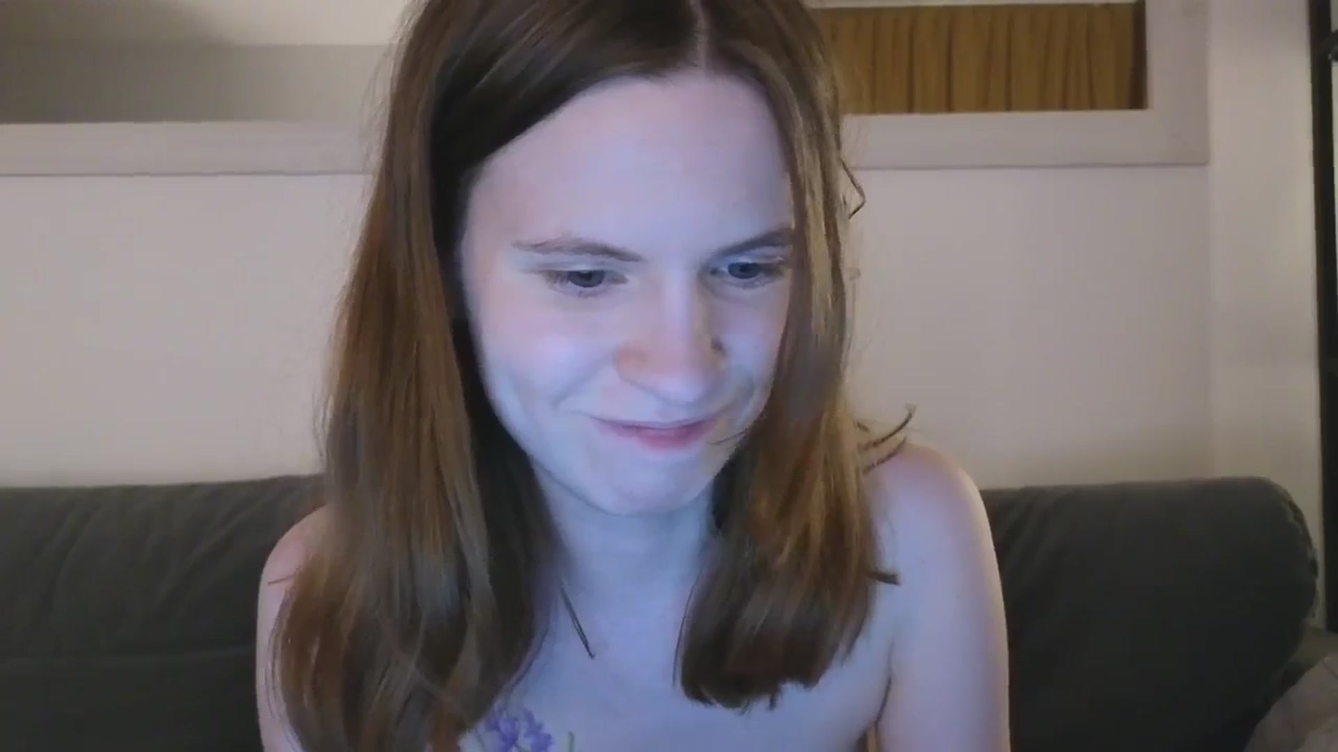 Gallery image thumbnail from Yuri_elfie's myfreecams stream on, 11/21/2024, 05:35 image 19 of 20