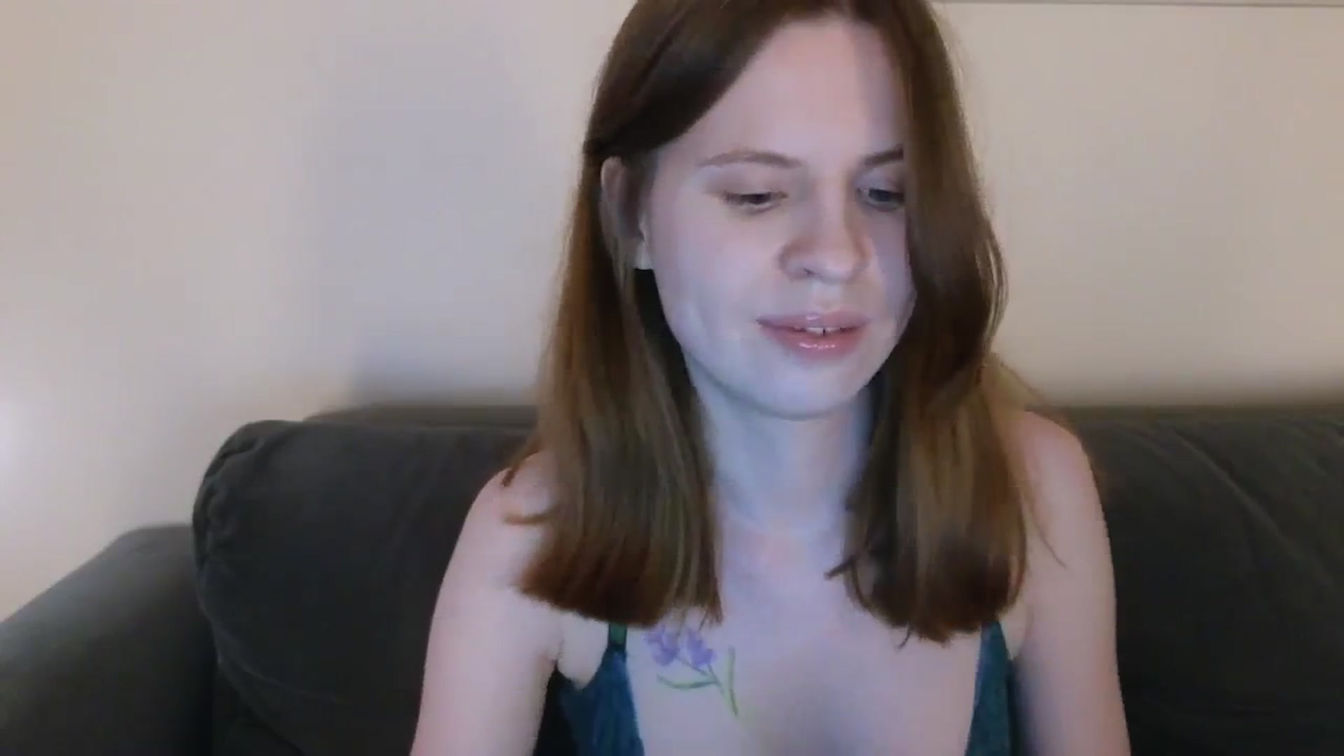 Gallery image thumbnail from Yuri_elfie's myfreecams stream on, 11/23/2024, 05:10 image 4 of 20