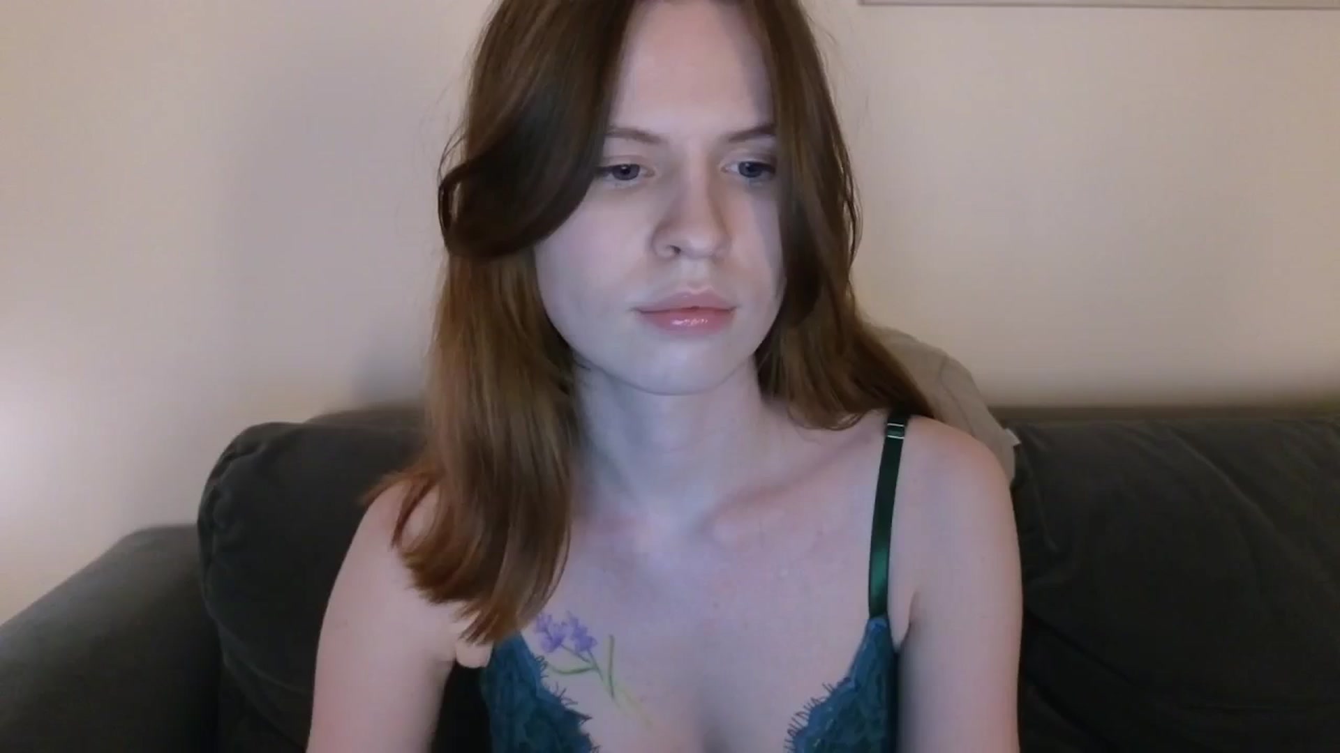 Gallery image thumbnail from Yuri_elfie's myfreecams stream on, 11/23/2024, 05:10 image 1 of 20