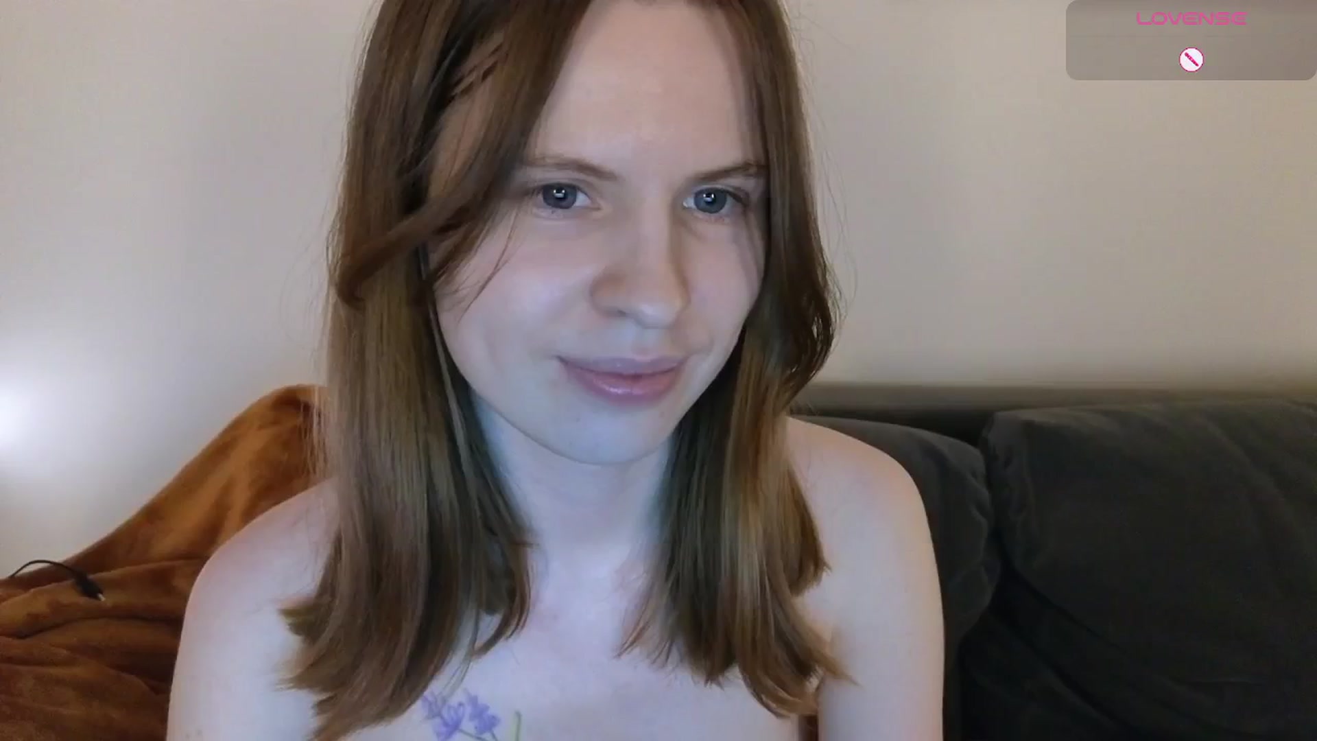 Gallery image thumbnail from Yuri_elfie's myfreecams stream on, 11/24/2024, 06:47 image 2 of 20