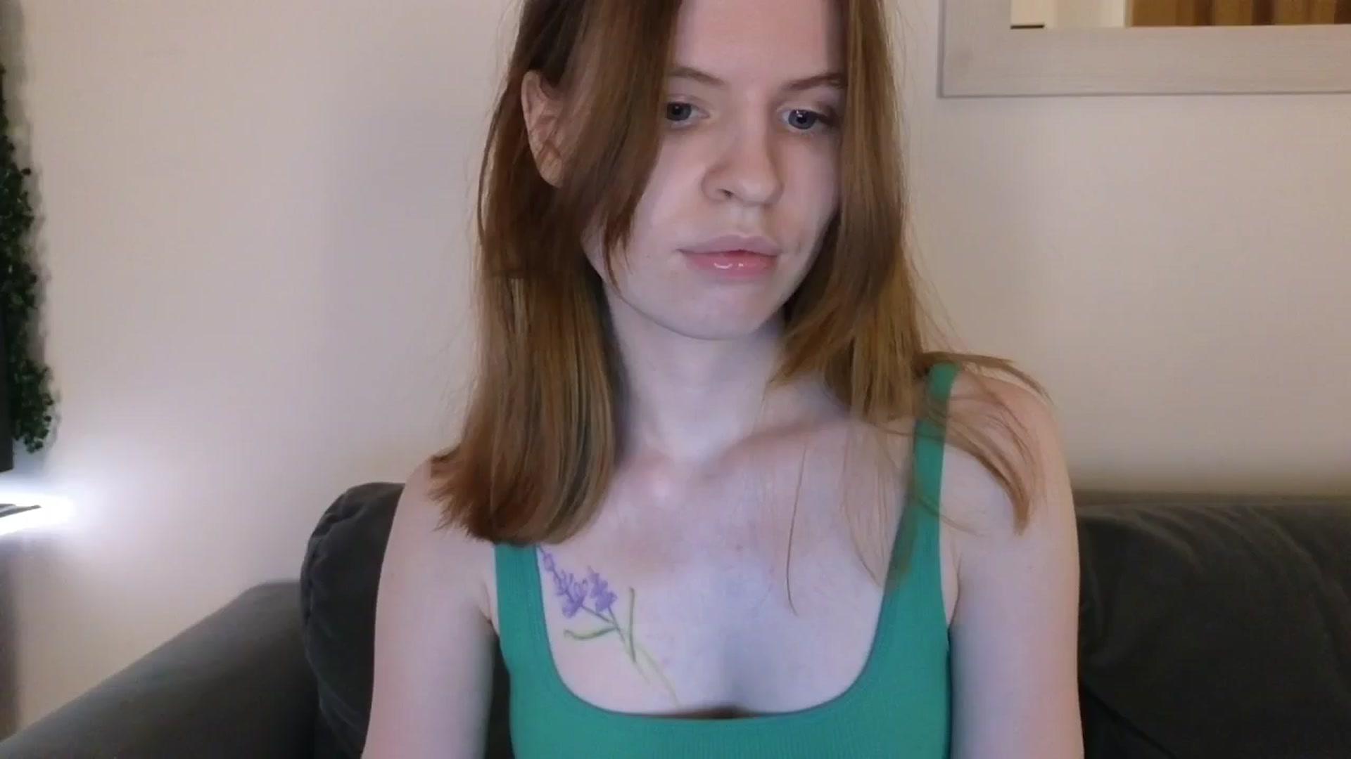 Gallery image thumbnail from Yuri_elfie's myfreecams stream on, 11/25/2024, 02:59 image 5 of 20