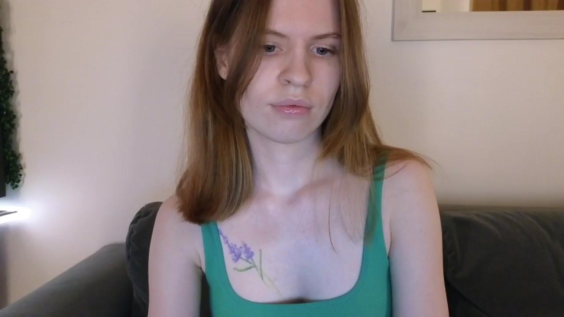 Gallery image thumbnail from Yuri_elfie's myfreecams stream on, 11/25/2024, 02:59 image 4 of 20