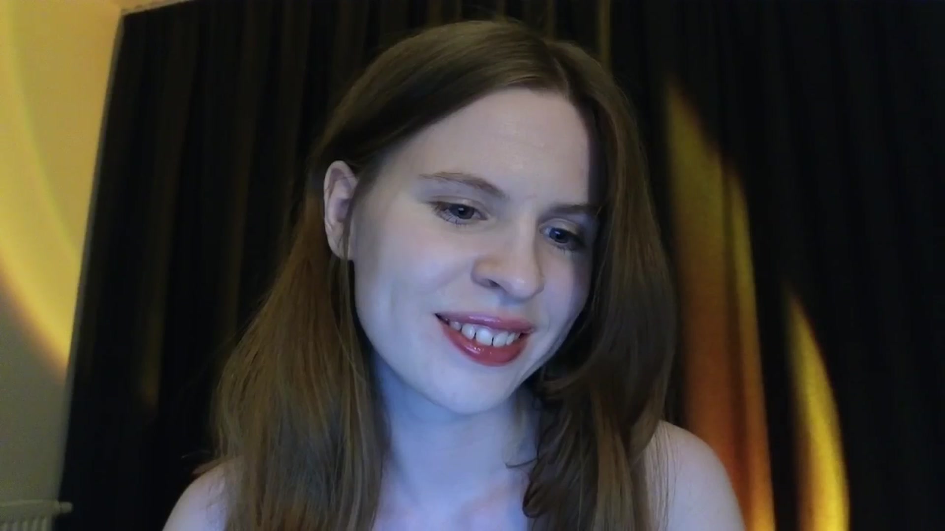 Gallery image thumbnail from Yuri_elfie's myfreecams stream on, 11/30/2024, 03:17 image 10 of 20