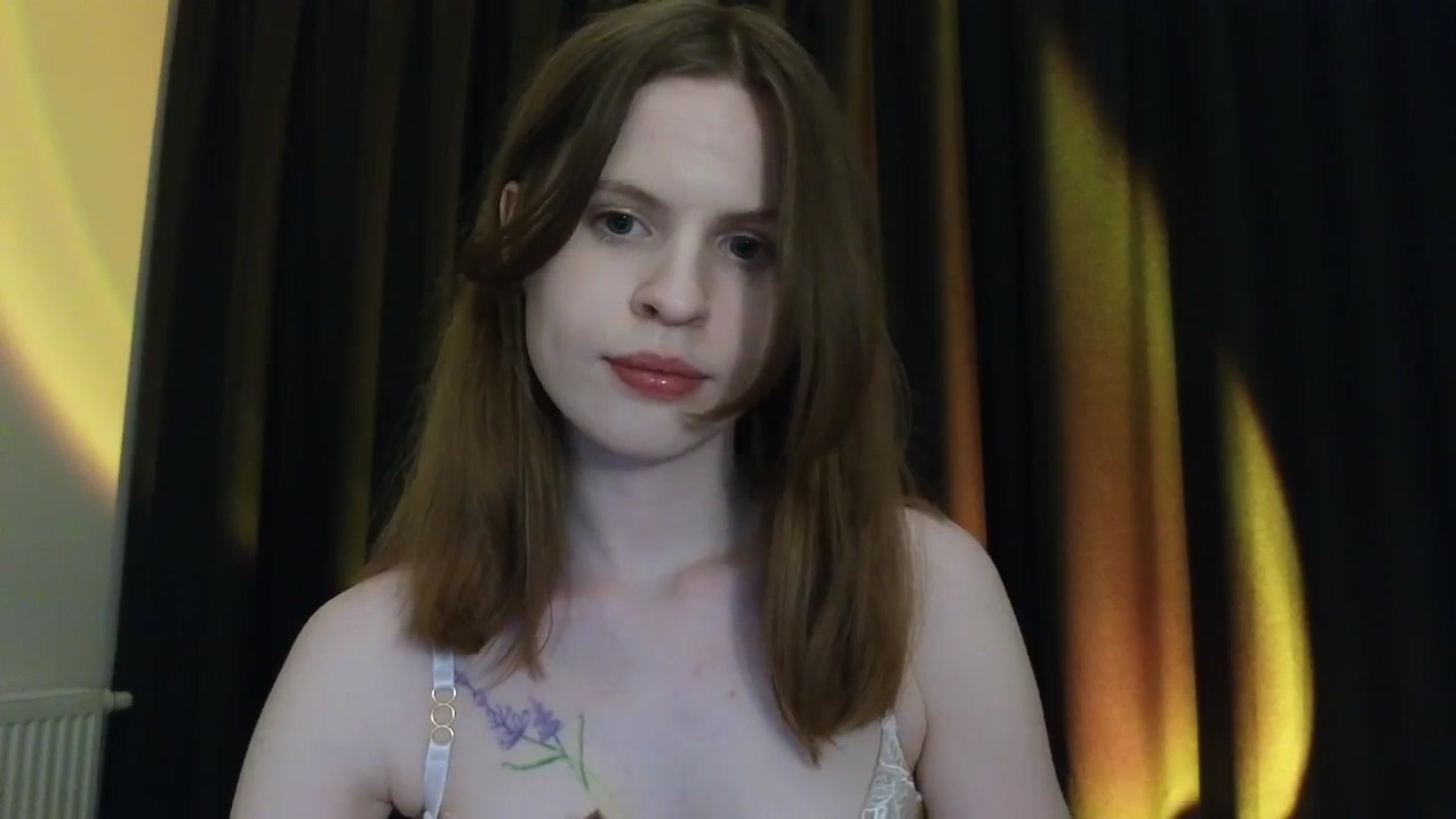 Gallery image thumbnail from Yuri_elfie's myfreecams stream on, 11/30/2024, 03:17 image 5 of 20