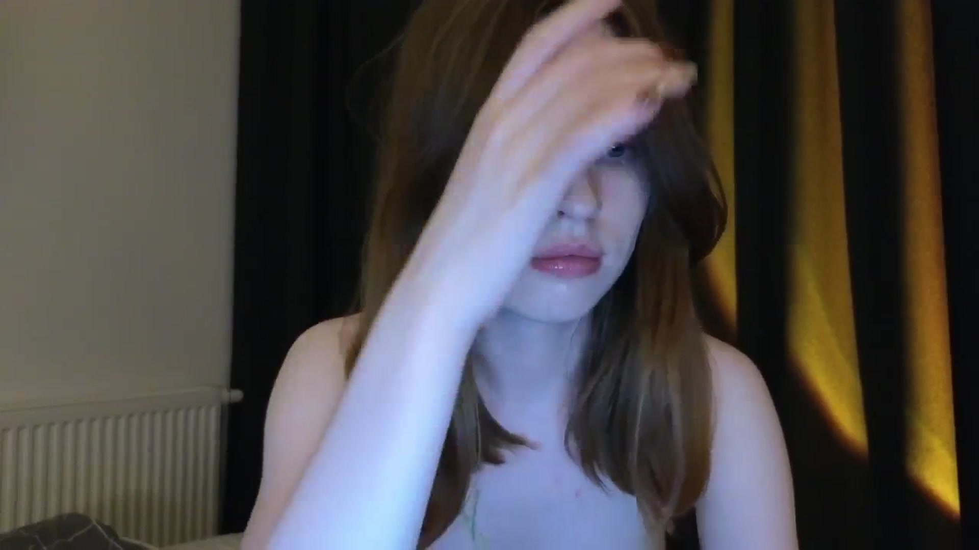 Gallery image thumbnail from Yuri_elfie's myfreecams stream on, 11/30/2024, 05:43 image 14 of 20