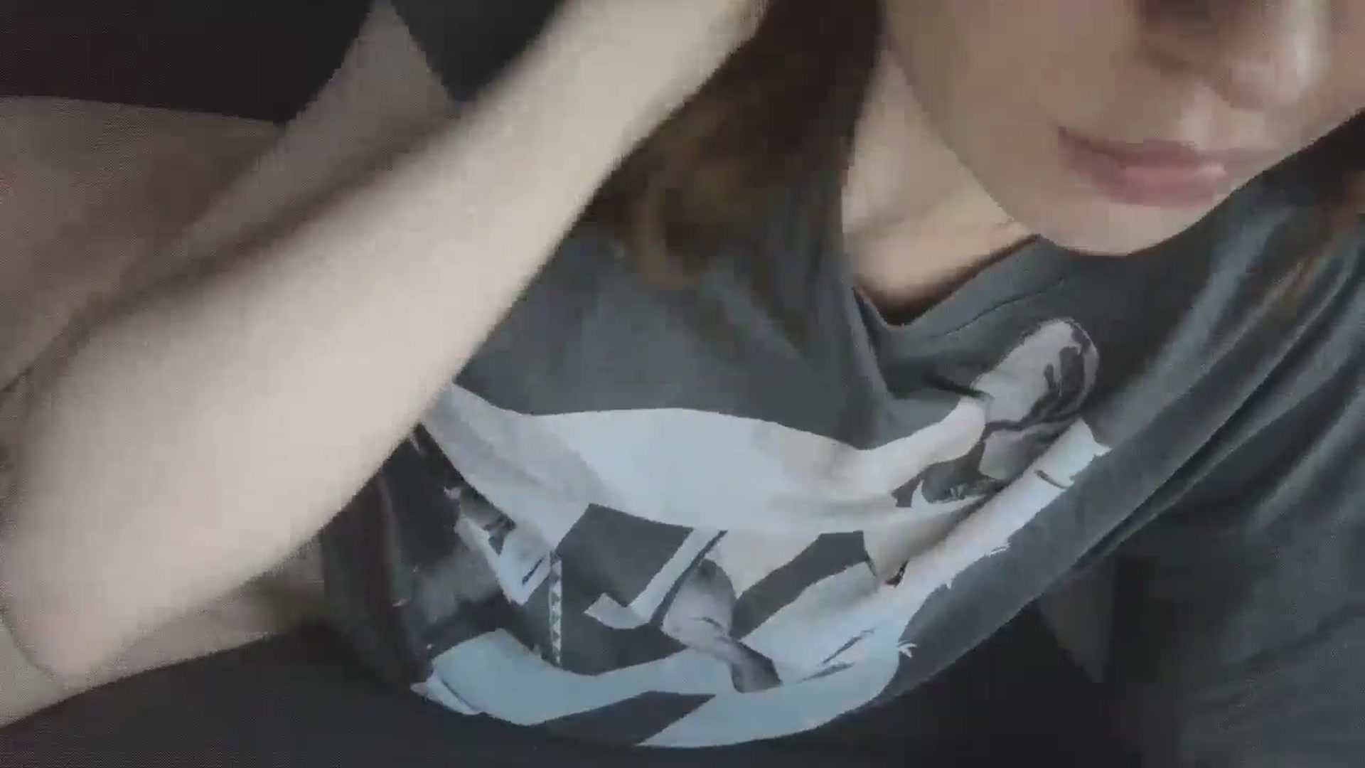 Gallery image thumbnail from Yuri_elfie's myfreecams stream on, 12/01/2024, 13:57 image 19 of 20