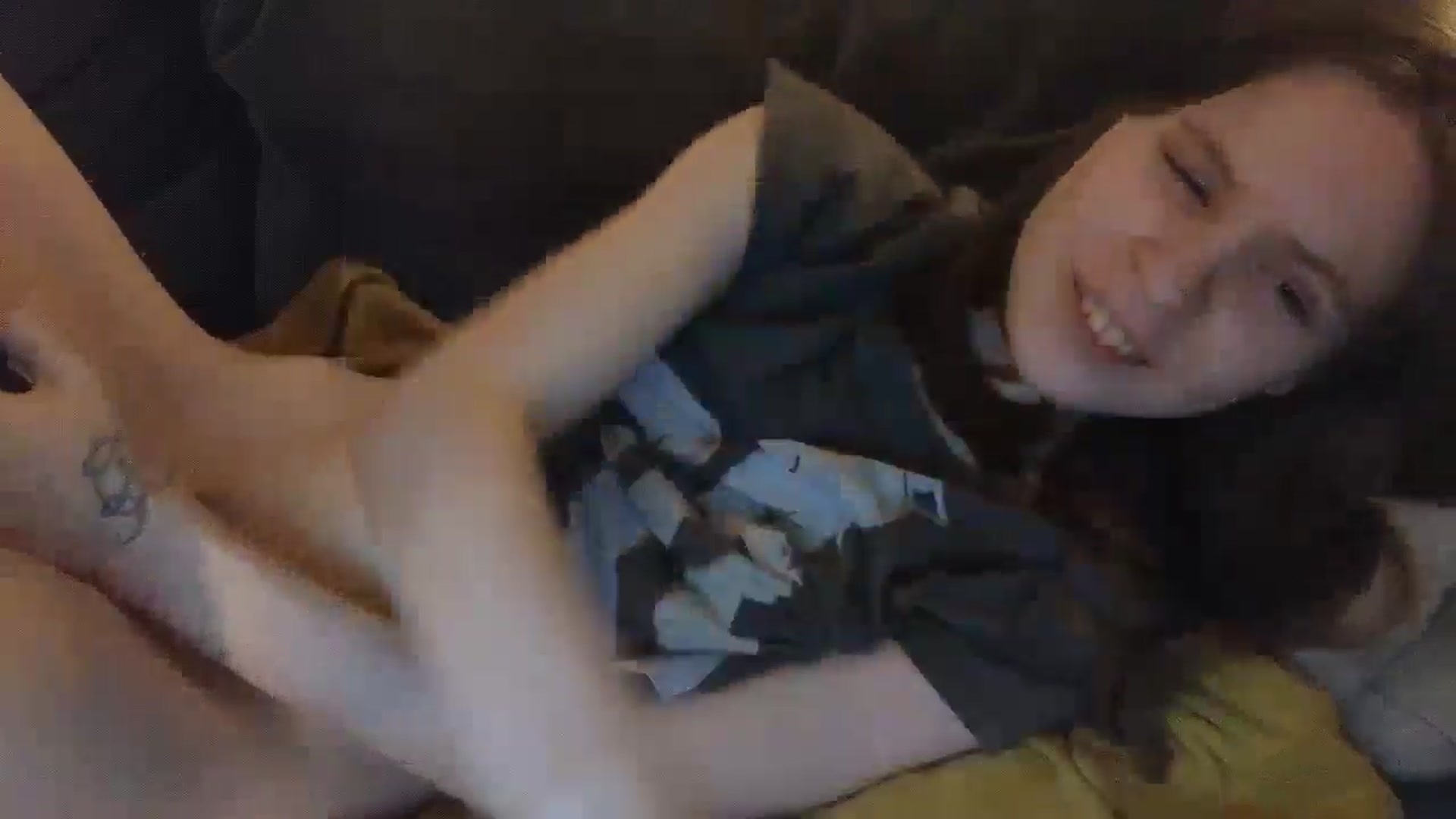 Gallery image thumbnail from Yuri_elfie's myfreecams stream on, 12/01/2024, 14:57 image 19 of 20