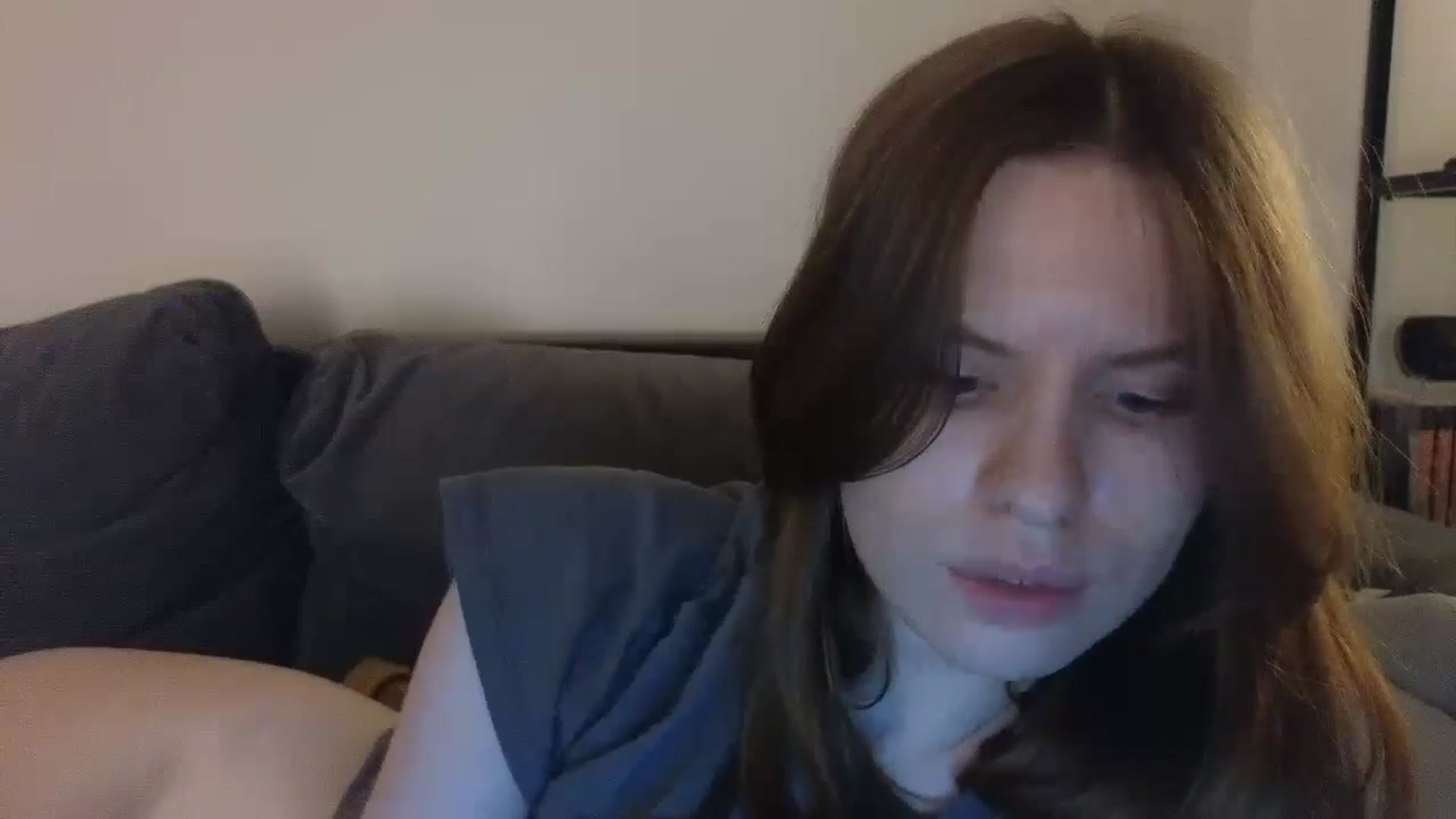 Gallery image thumbnail from Yuri_elfie's myfreecams stream on, 12/01/2024, 14:57 image 20 of 20