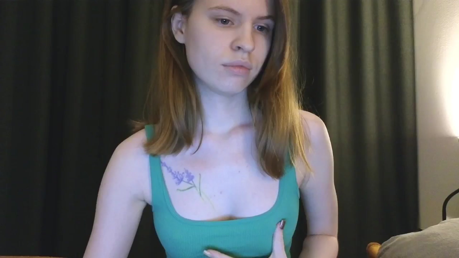 Gallery image thumbnail from Yuri_elfie's myfreecams stream on, 12/06/2024, 06:47 image 8 of 20