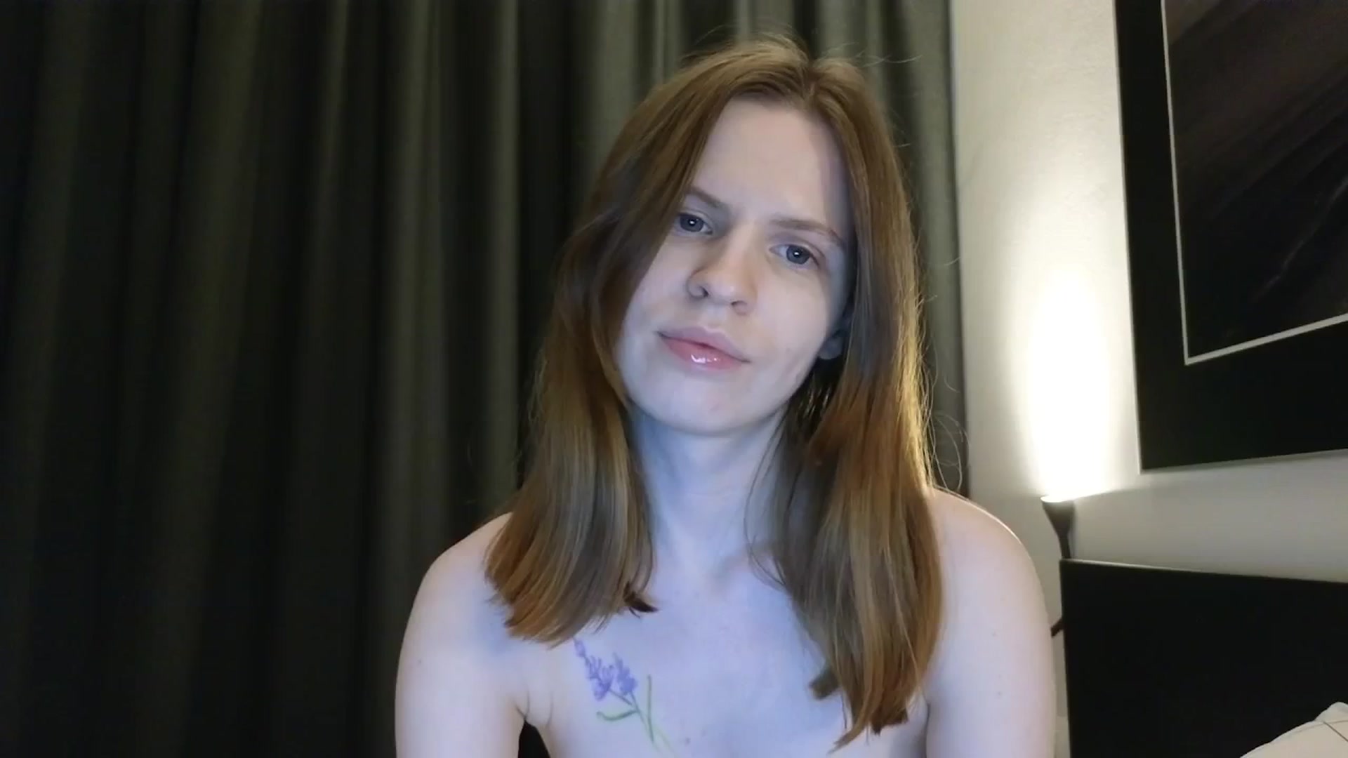 Gallery image thumbnail from Yuri_elfie's myfreecams stream on, 12/13/2024, 08:40 image 6 of 20