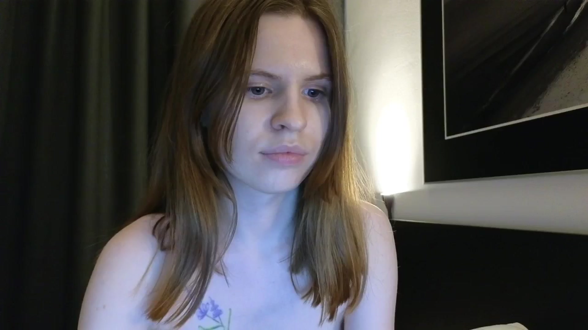 Gallery image thumbnail from Yuri_elfie's myfreecams stream on, 12/13/2024, 09:56 image 9 of 20
