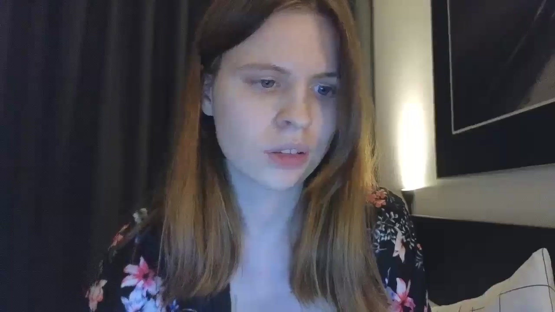Gallery image thumbnail from Yuri_elfie's myfreecams stream on, 12/20/2024, 02:56 image 17 of 20