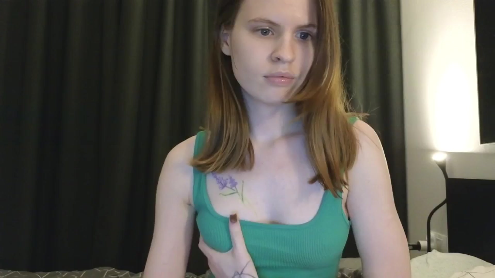 Gallery image thumbnail from Yuri_elfie's myfreecams stream on, 12/25/2024, 07:33 image 2 of 20