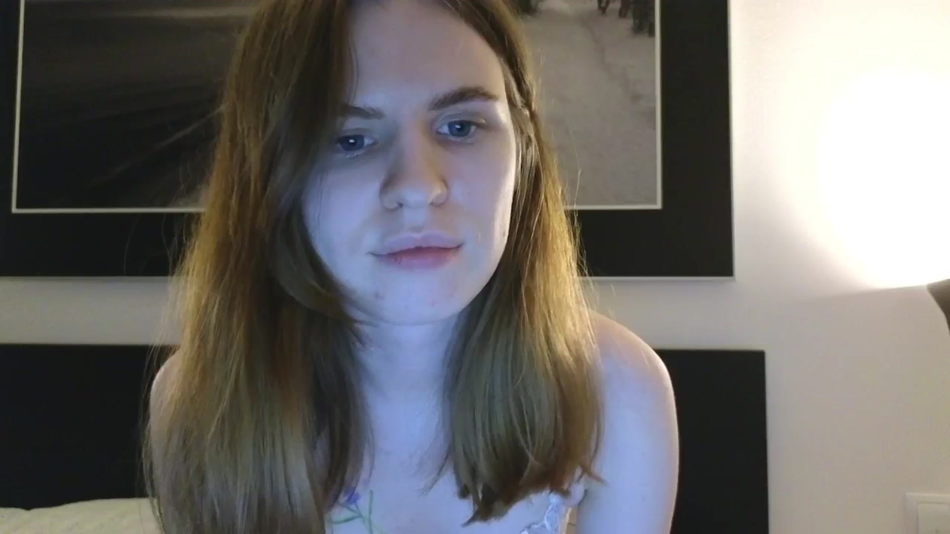 Gallery image thumbnail from Yuri_elfie's myfreecams stream on, 12/28/2024, 14:28 image 17 of 20