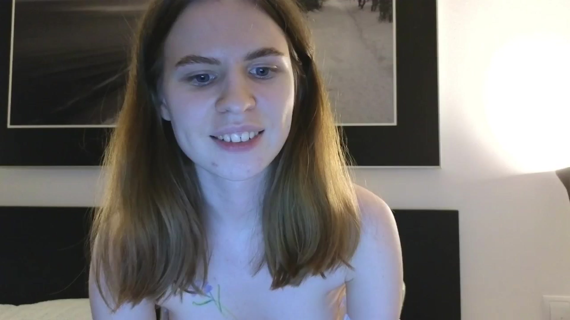 Gallery image thumbnail from Yuri_elfie's myfreecams stream on, 12/28/2024, 14:28 image 20 of 20