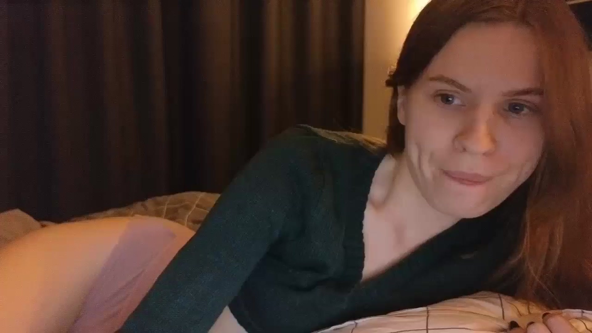 Gallery image thumbnail from Yuri_elfie's myfreecams stream on, 01/06/2025, 22:54 image 11 of 20