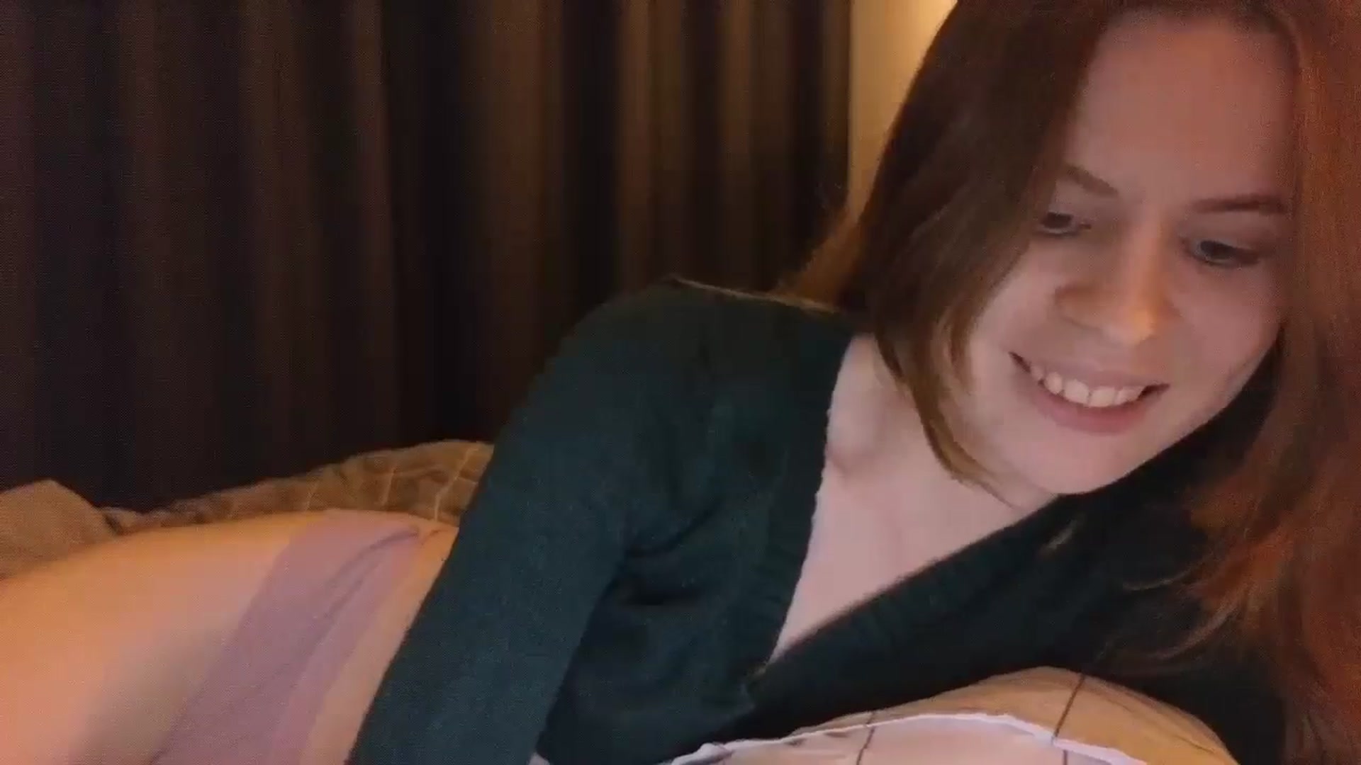 Gallery image thumbnail from Yuri_elfie's myfreecams stream on, 01/06/2025, 22:54 image 10 of 20