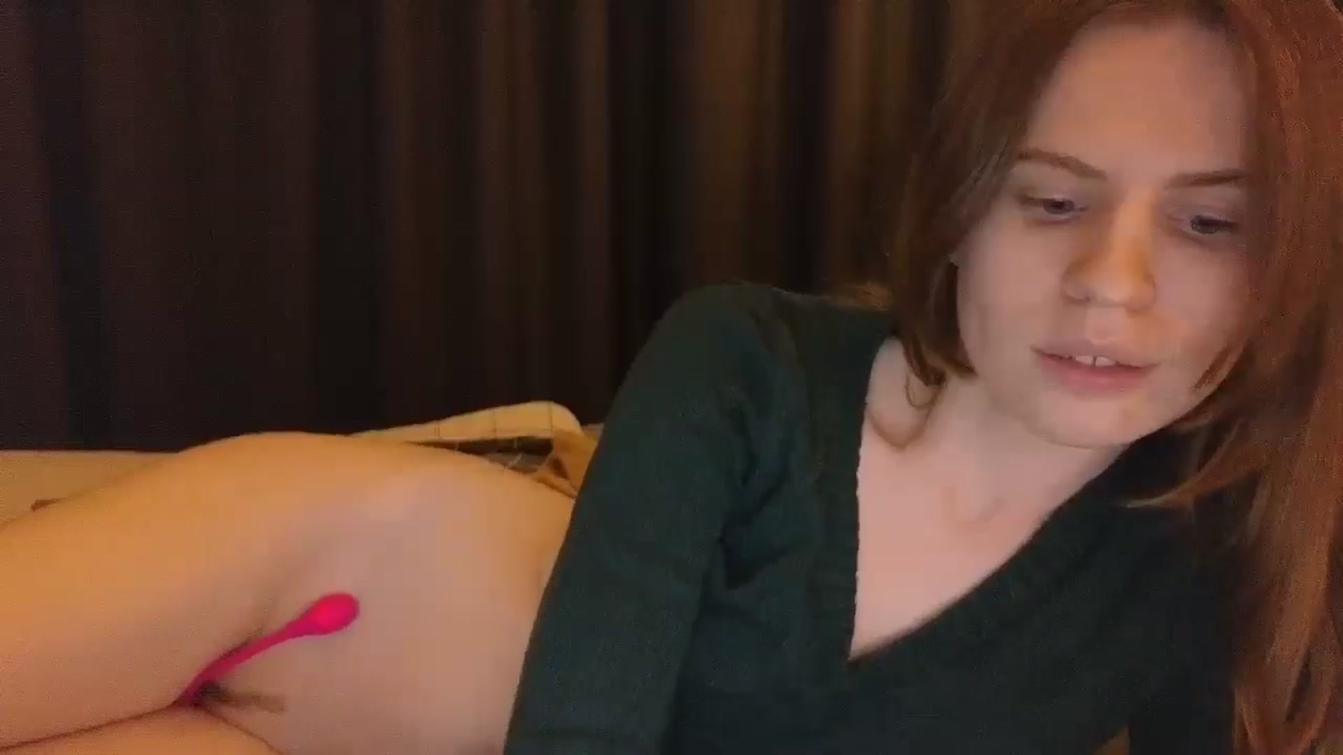Gallery image thumbnail from Yuri_elfie's myfreecams stream on, 01/06/2025, 23:43 image 9 of 20