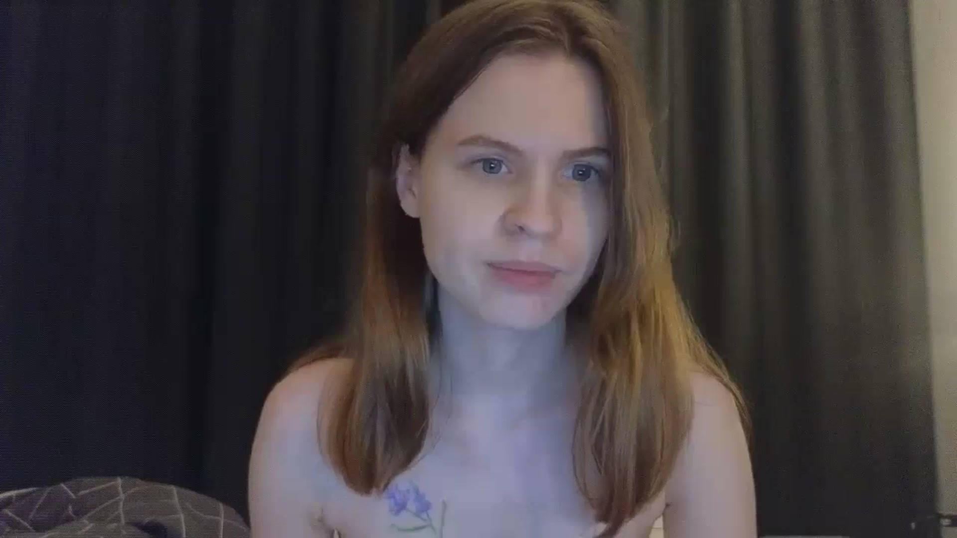 Gallery image thumbnail from Yuri_elfie's myfreecams stream on, 01/10/2025, 06:33 image 17 of 20