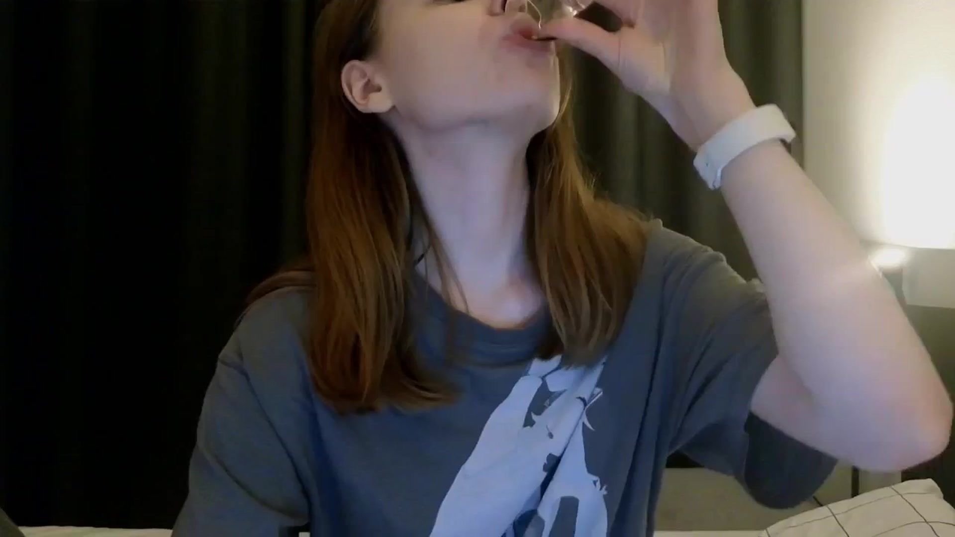 Gallery image thumbnail from Yuri_elfie's myfreecams stream on, 01/10/2025, 08:27 image 11 of 20