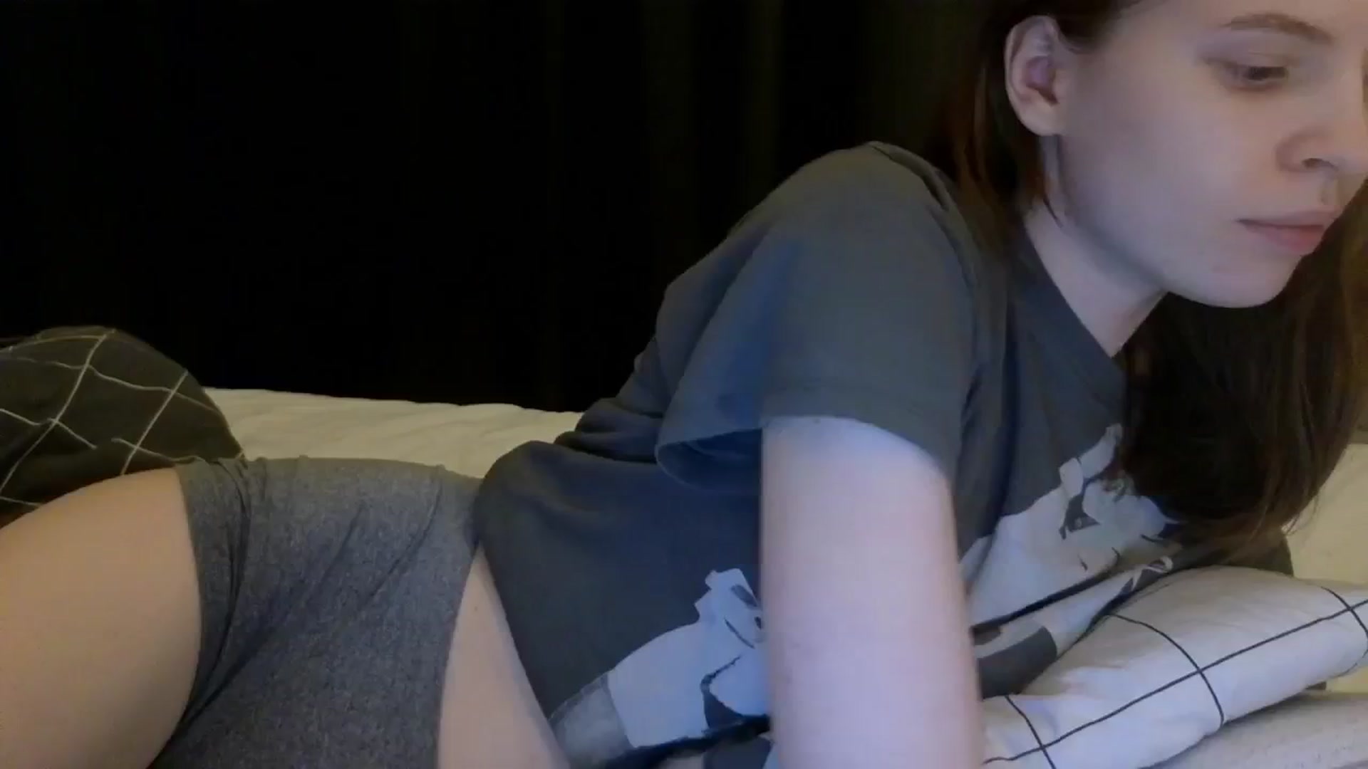 Gallery image thumbnail from Yuri_elfie's myfreecams stream on, 01/10/2025, 08:27 image 5 of 20