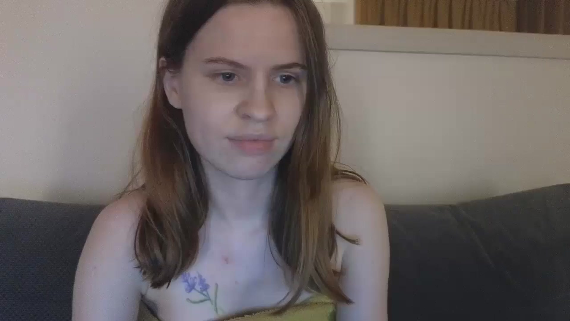 Gallery image thumbnail from Yuri_elfie's myfreecams stream on, 01/16/2025, 06:21 image 5 of 20