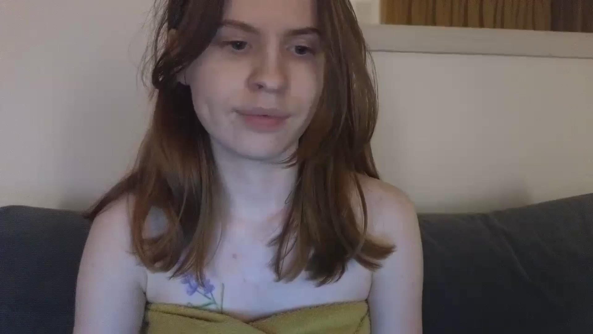 Gallery image thumbnail from Yuri_elfie's myfreecams stream on, 01/16/2025, 06:21 image 13 of 20