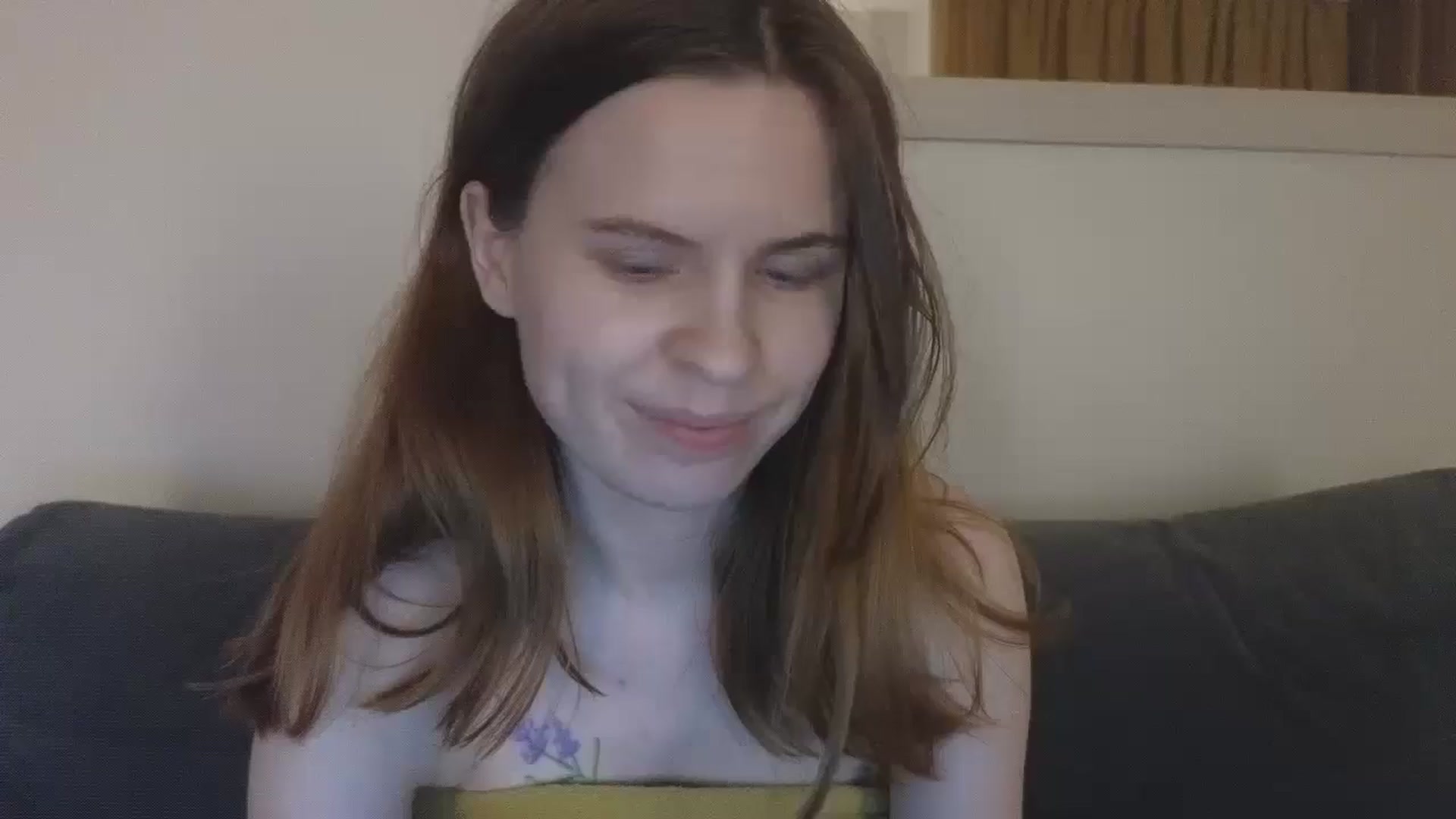 Gallery image thumbnail from Yuri_elfie's myfreecams stream on, 01/16/2025, 06:21 image 1 of 20