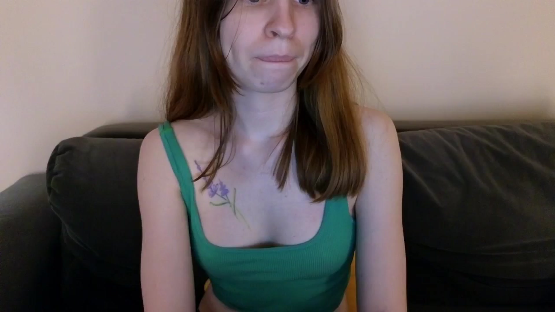 Gallery image thumbnail from Yuri_elfie's myfreecams stream on, 02/07/2025, 06:55 image 10 of 20